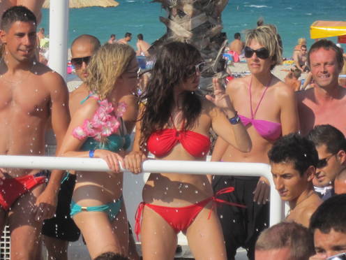The dancers at Aquarius.