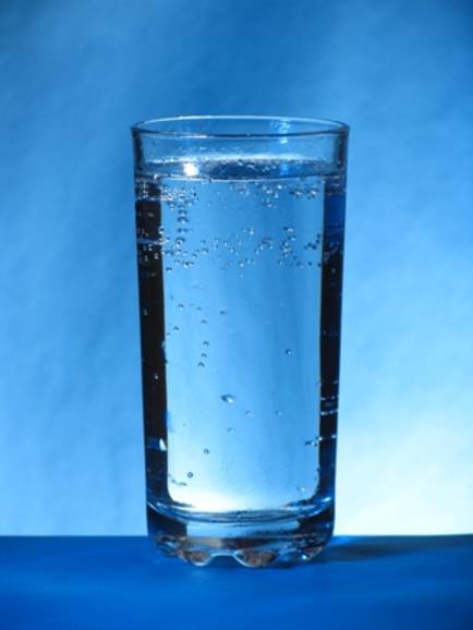 Some experts are still convinced that it’s all a hoax and that the water is completely normal. (jlp)