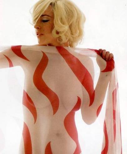 The young actress Lindsay Lohan raised dust not long ago by posing in the style of Marilyn Monroe.