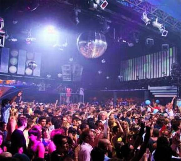 Ibiza: The parties in the Amnesia club always have many people